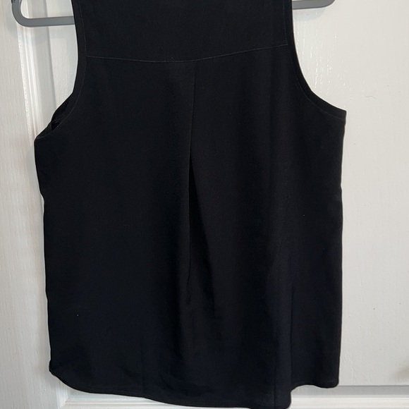 Calvin Klein lightweight tank top - size medium - Picture 4 of 9